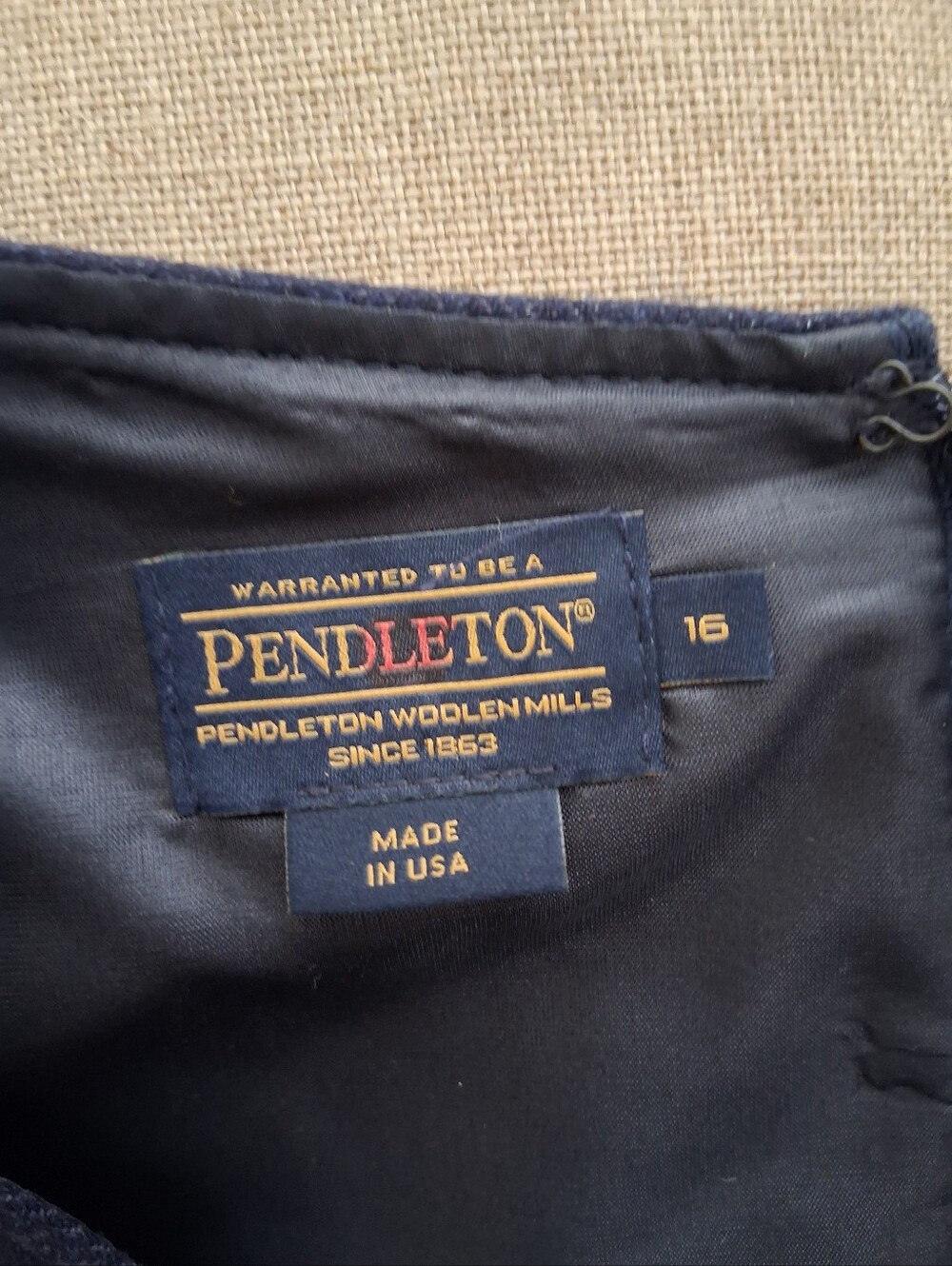 PENDLETON - Picture 4 of 12